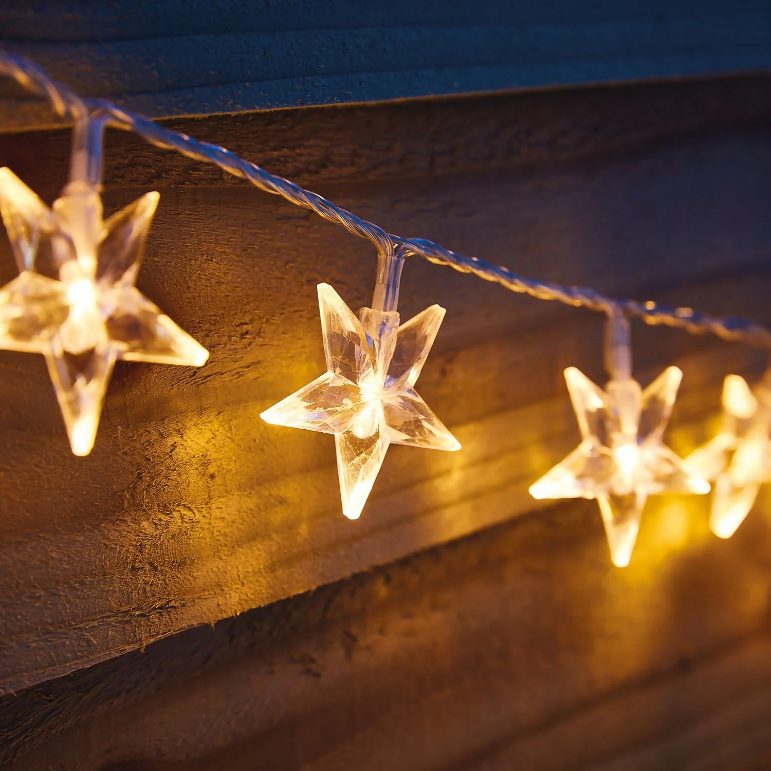100 Star Outdoor Christmas String Lights - Warm White 4 100 Star Outdoor Christmas String Lights - Warm White - Image 2