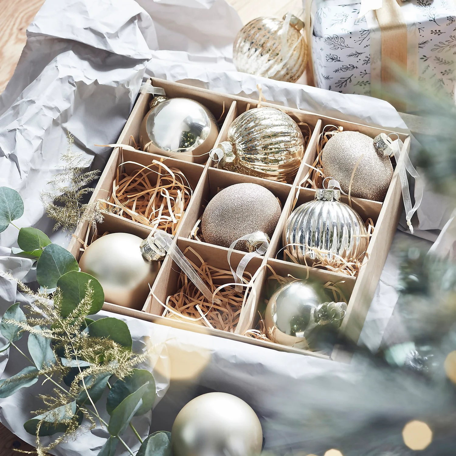 Gold Glass Christmas Tree Baubles - 9 Pack 4 Gold Glass Christmas Tree Baubles - 9 Pack - Image 2